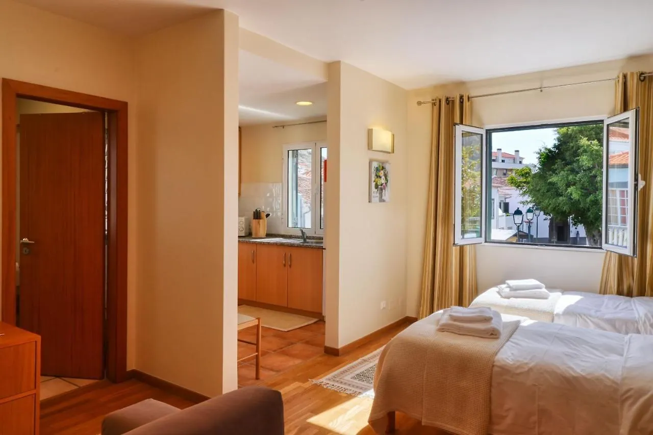 מצ'יקו Largo Dos Milagres, A Home In Madeira