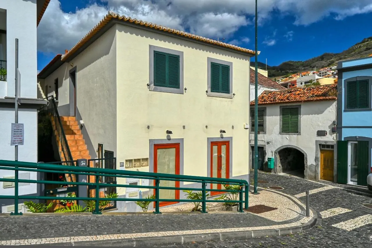 Apartament Largo Dos Milagres, A Home In Madeira Machico