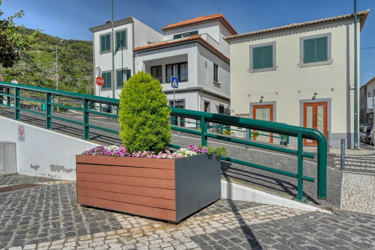 מצ'יקו Largo Dos Milagres, A Home In Madeira 0*,  פורטוגל